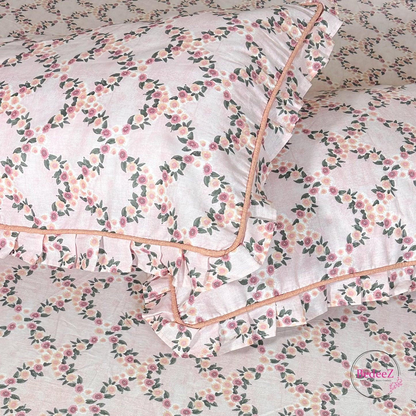 Soft Pink Floral Frill Cotton Bedsheet (4)