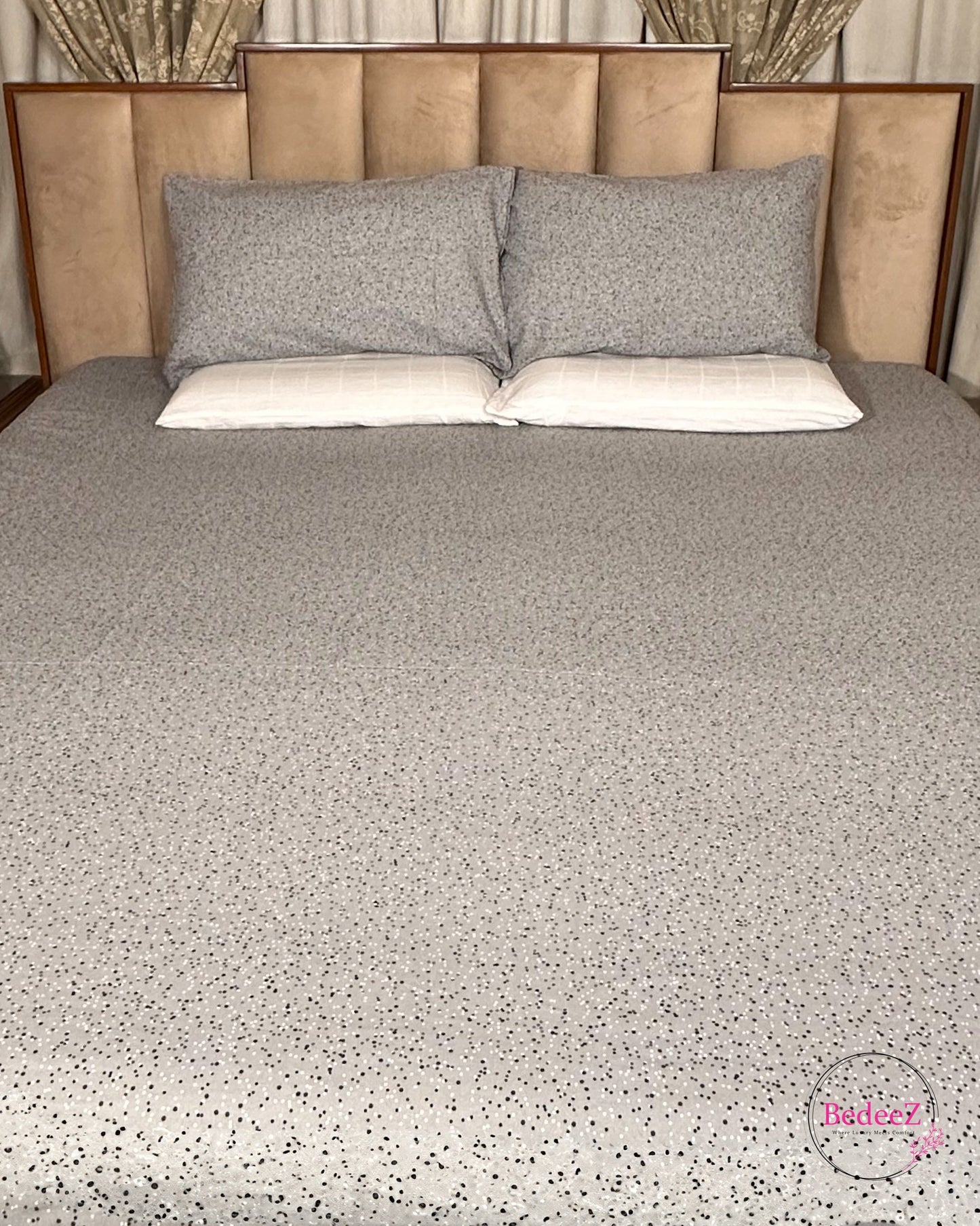 Soft Grey Dotted Double Bed Bedsheet