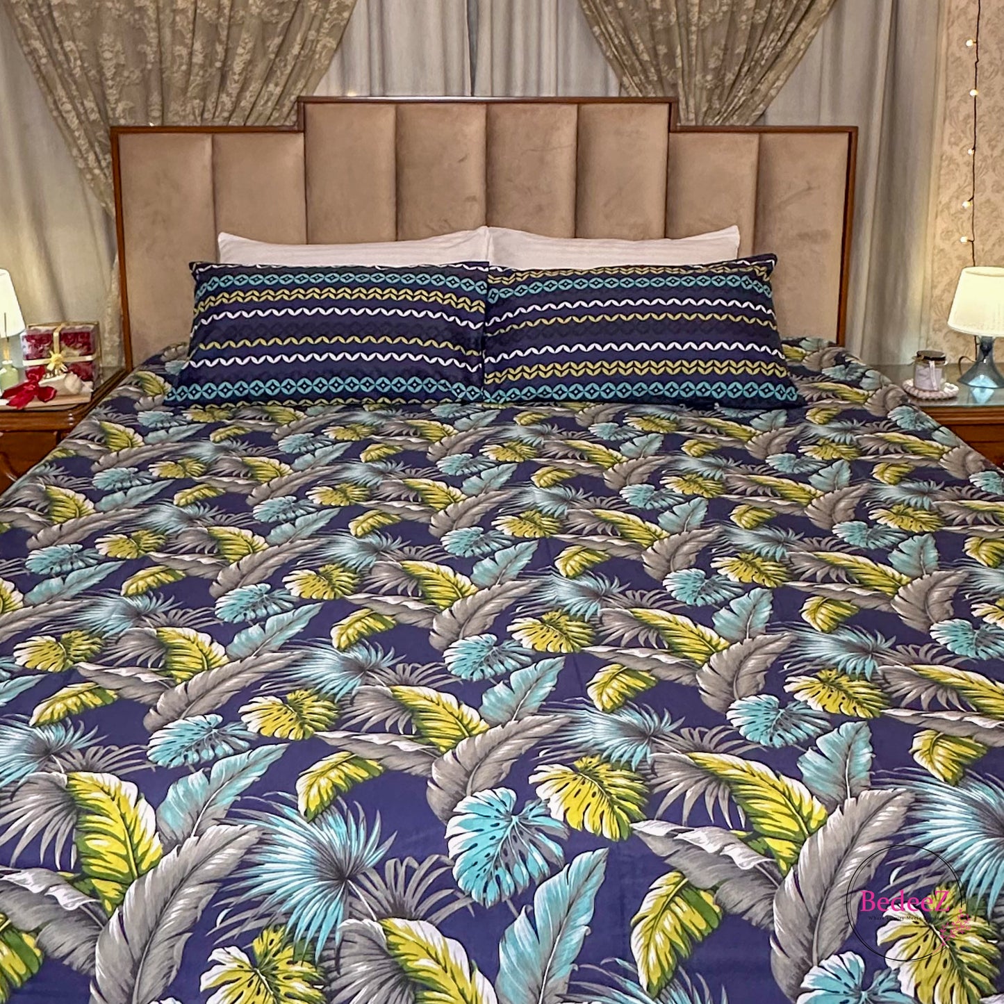 Tropical Vibes Double Bedsheet