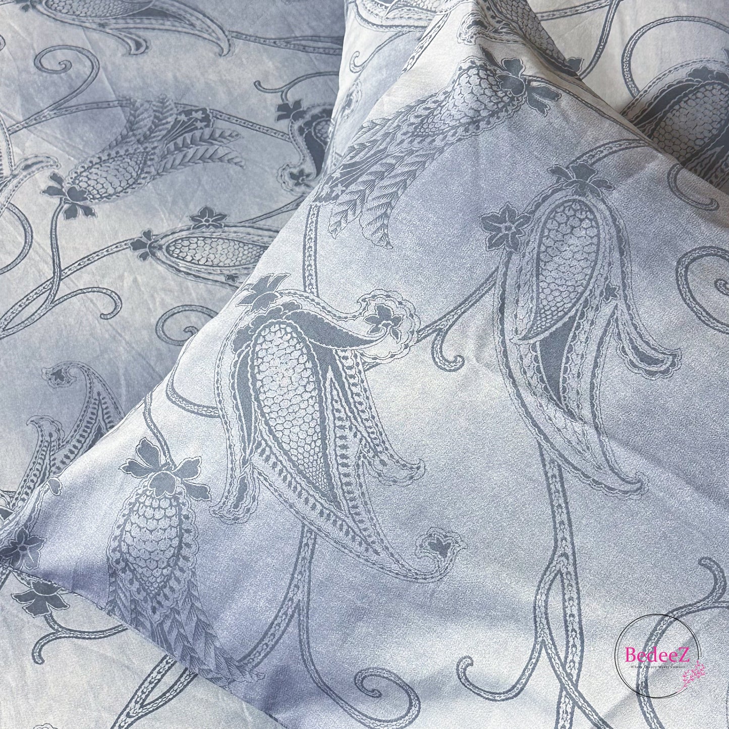 Serene Lavender Floral Double Bed Bedsheet Set (4)