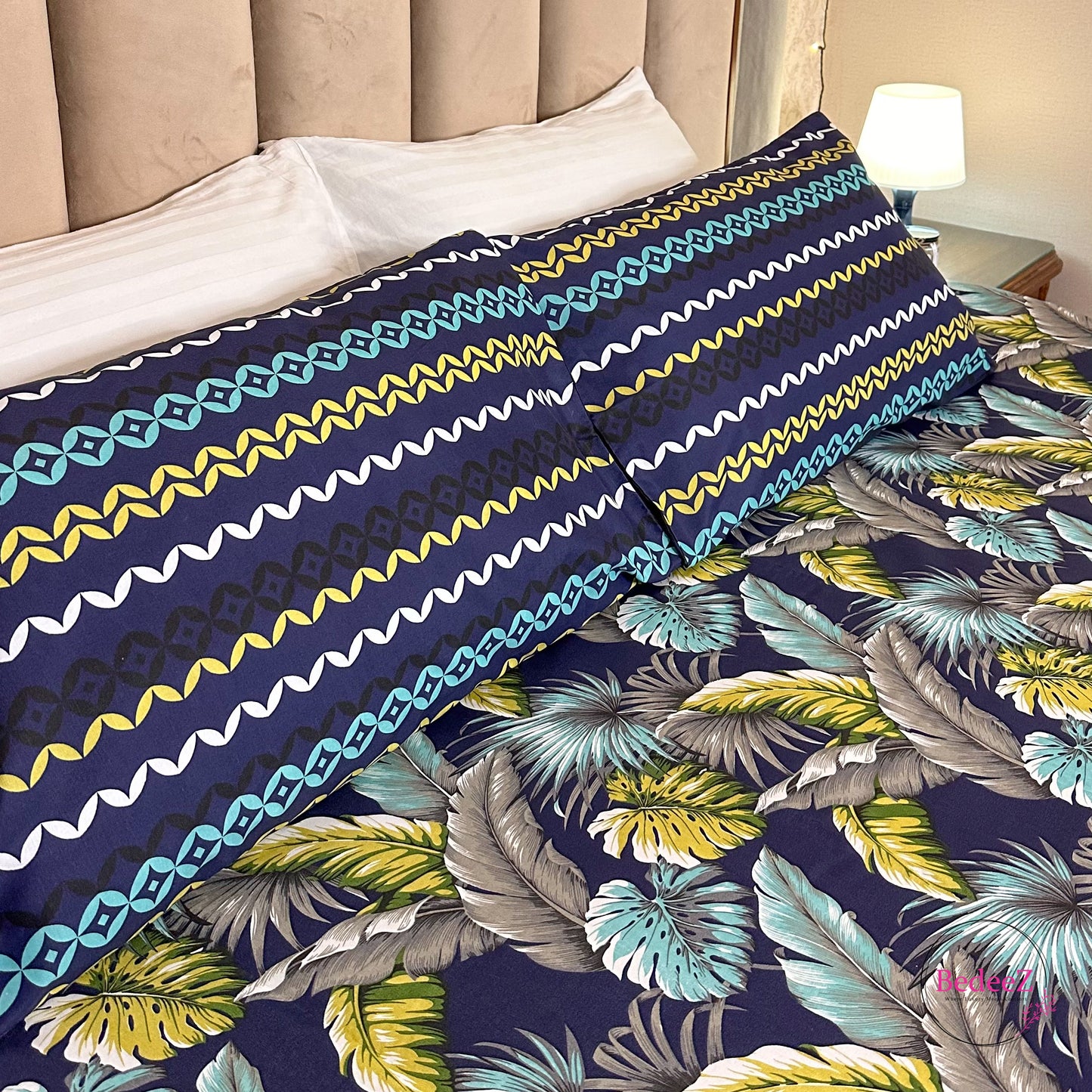 Tropical Vibes Double Bedsheet