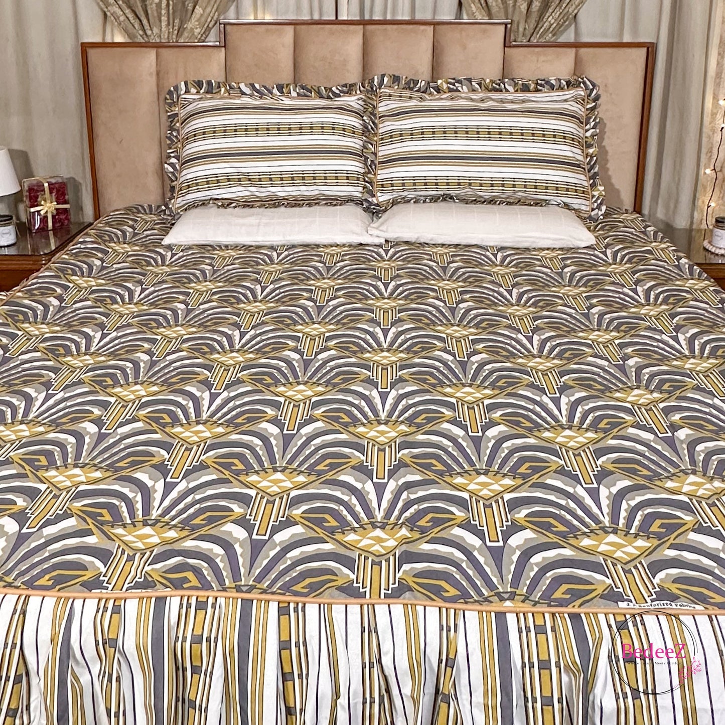 Art Deco Geometric Frill Cotton Bedsheet (1)