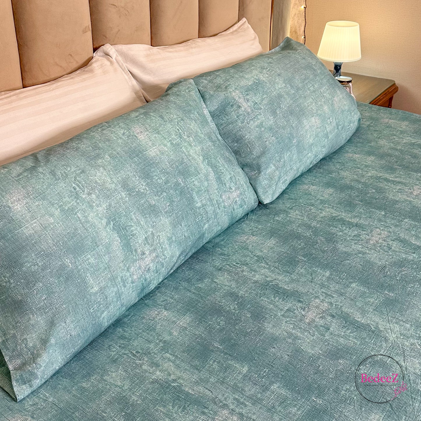 Aqua Mist Textured Double Bedsheet