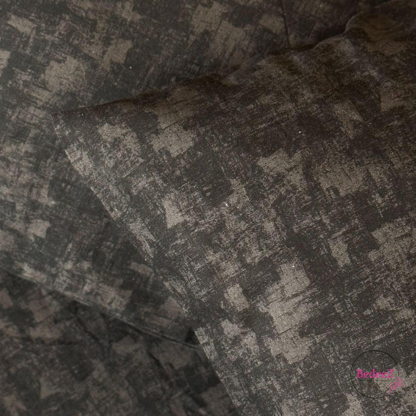 Charcoal Pixel Textured Double Bedsheet