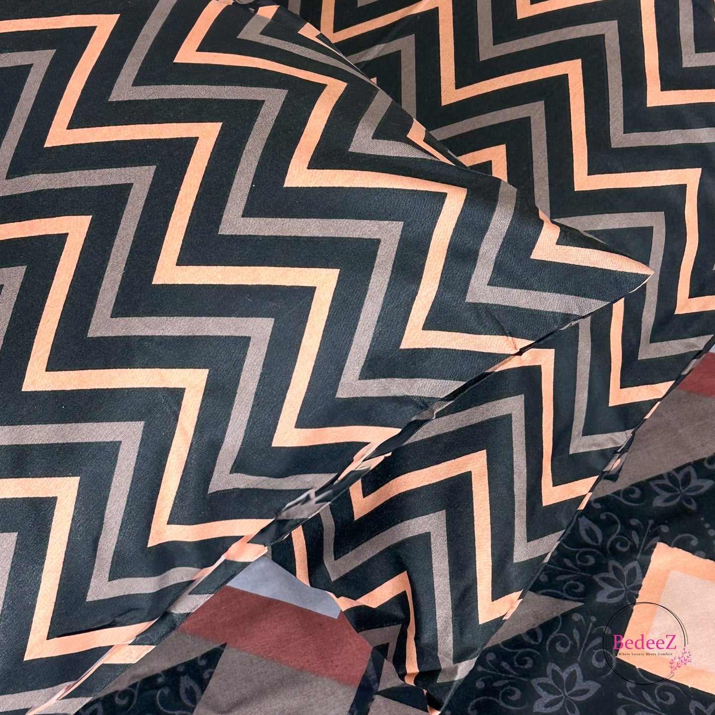 Geometric Tribal Print Cotton Double Bed Bedsheet (4)