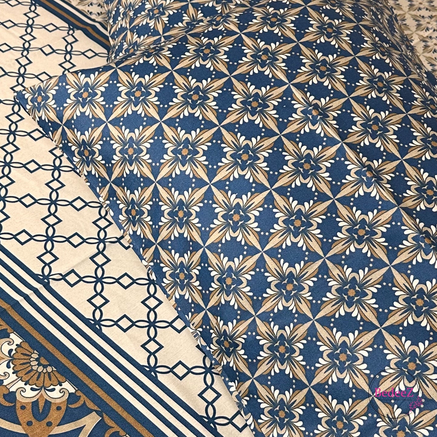 Regal Blue & Beige Geometric Double Bed Bedsheet Set