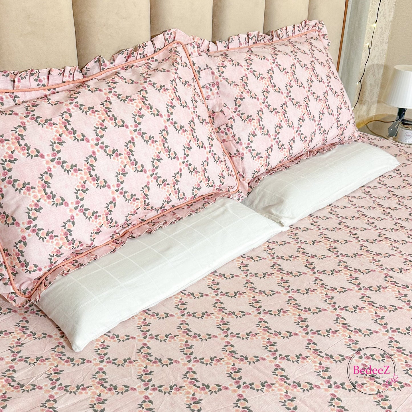 Soft Pink Floral Frill Cotton Bedsheet (2)