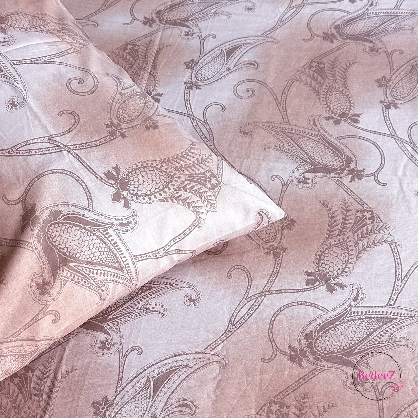 Elegant Floral Satin Double Bed Bedsheet Set (6)