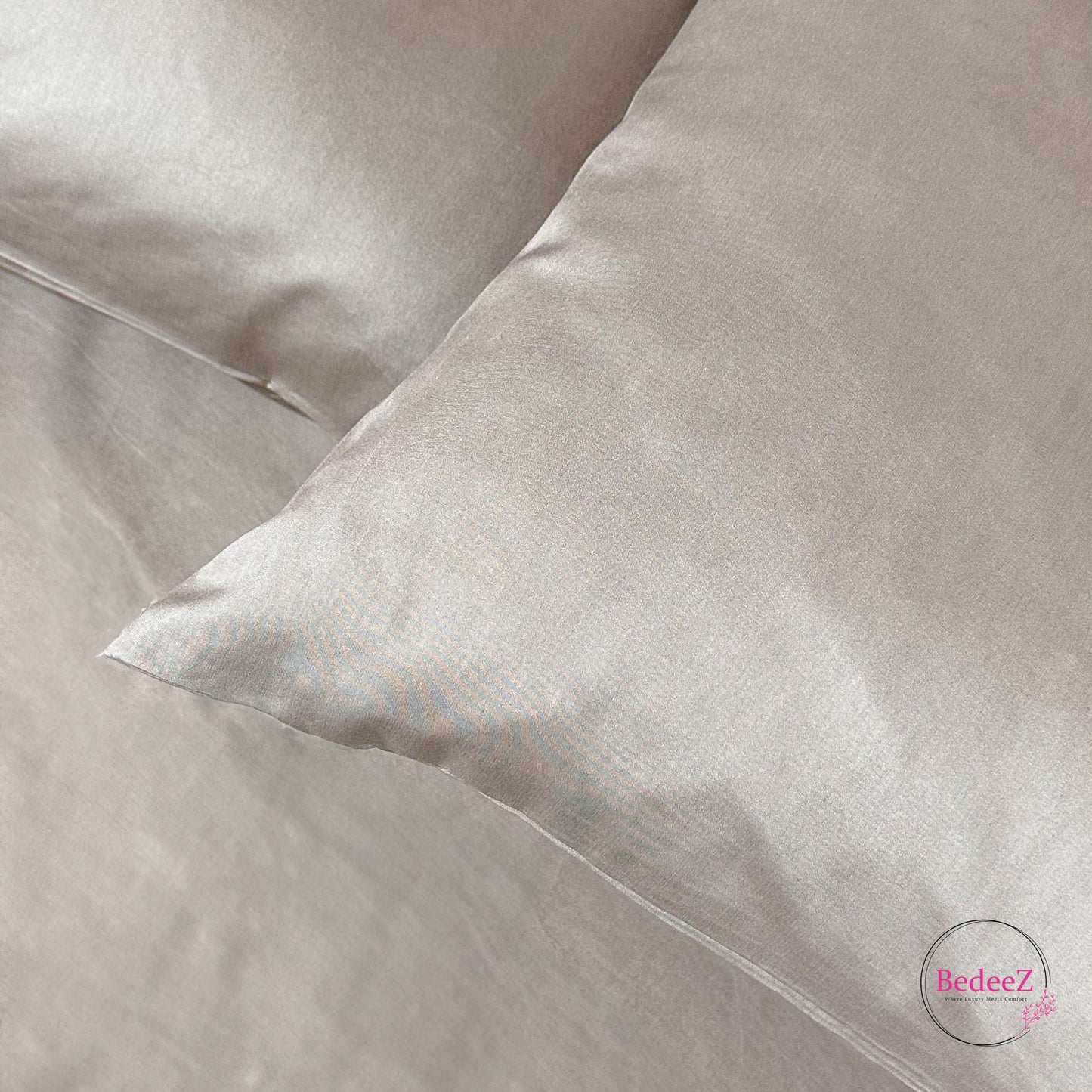 Mocha Mist Solid Double Bedsheet Set (3)