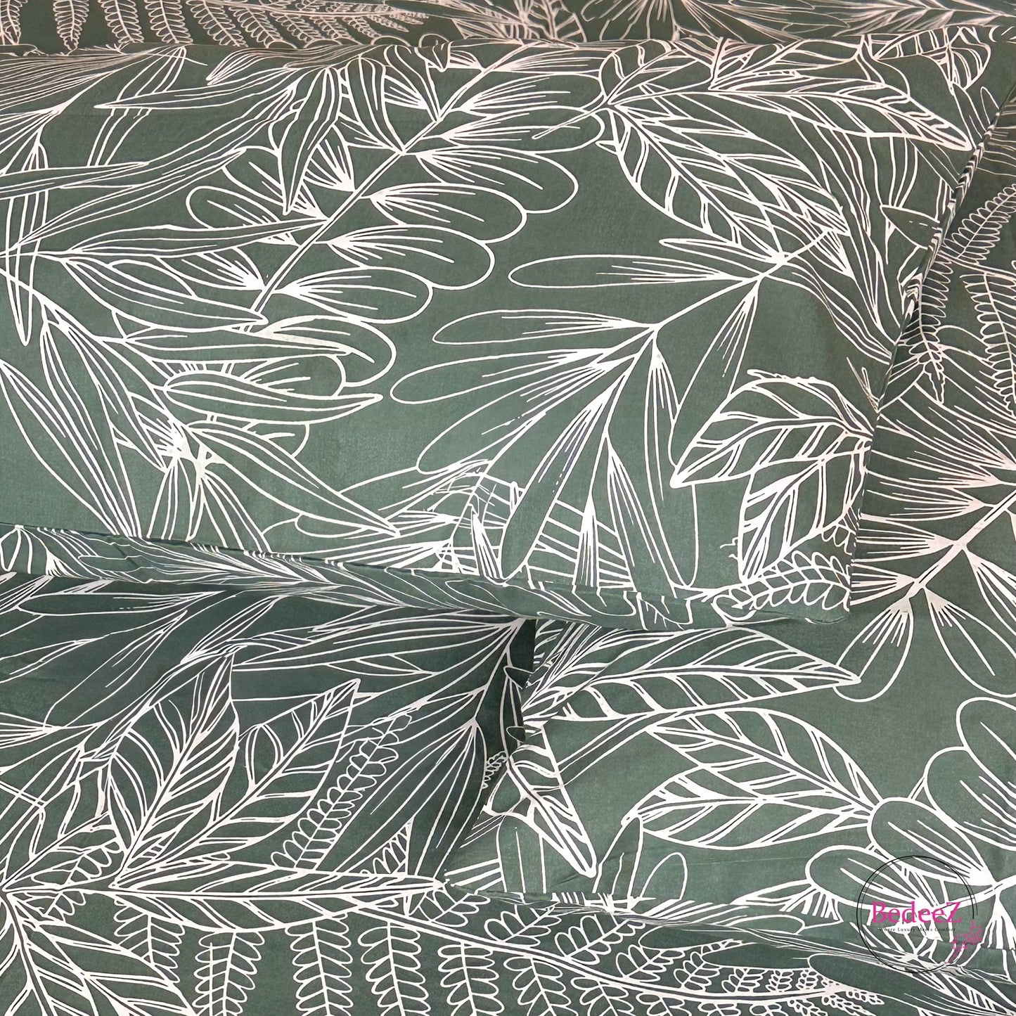 Tropical Green Leaf Print Cotton Double Bed Bedsheet (4)