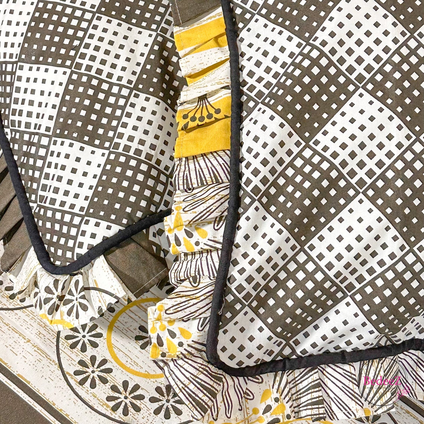Vintage Geometric Frill Cotton Bedsheet (3)