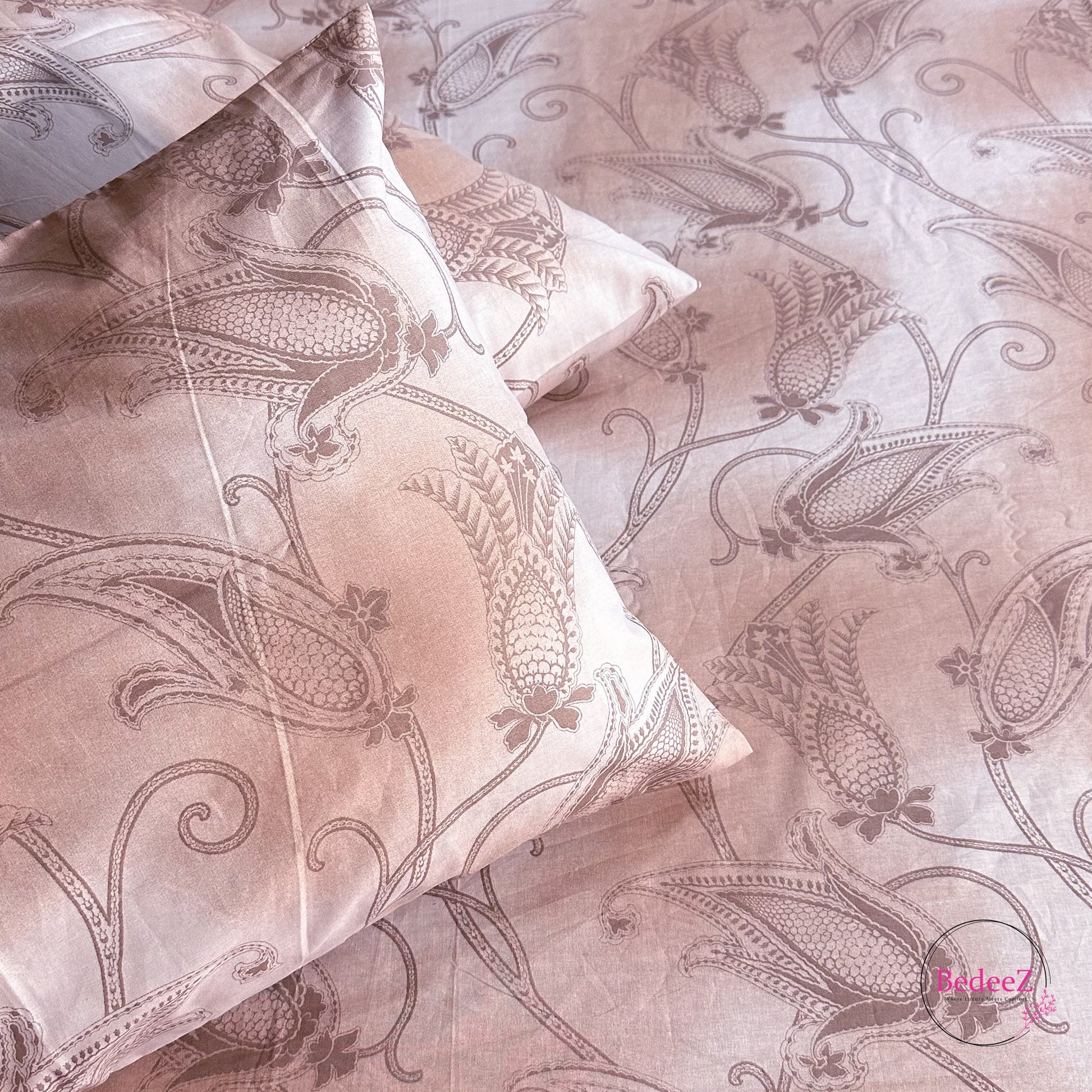 Elegant Floral Satin Double Bed Bedsheet Set (7)