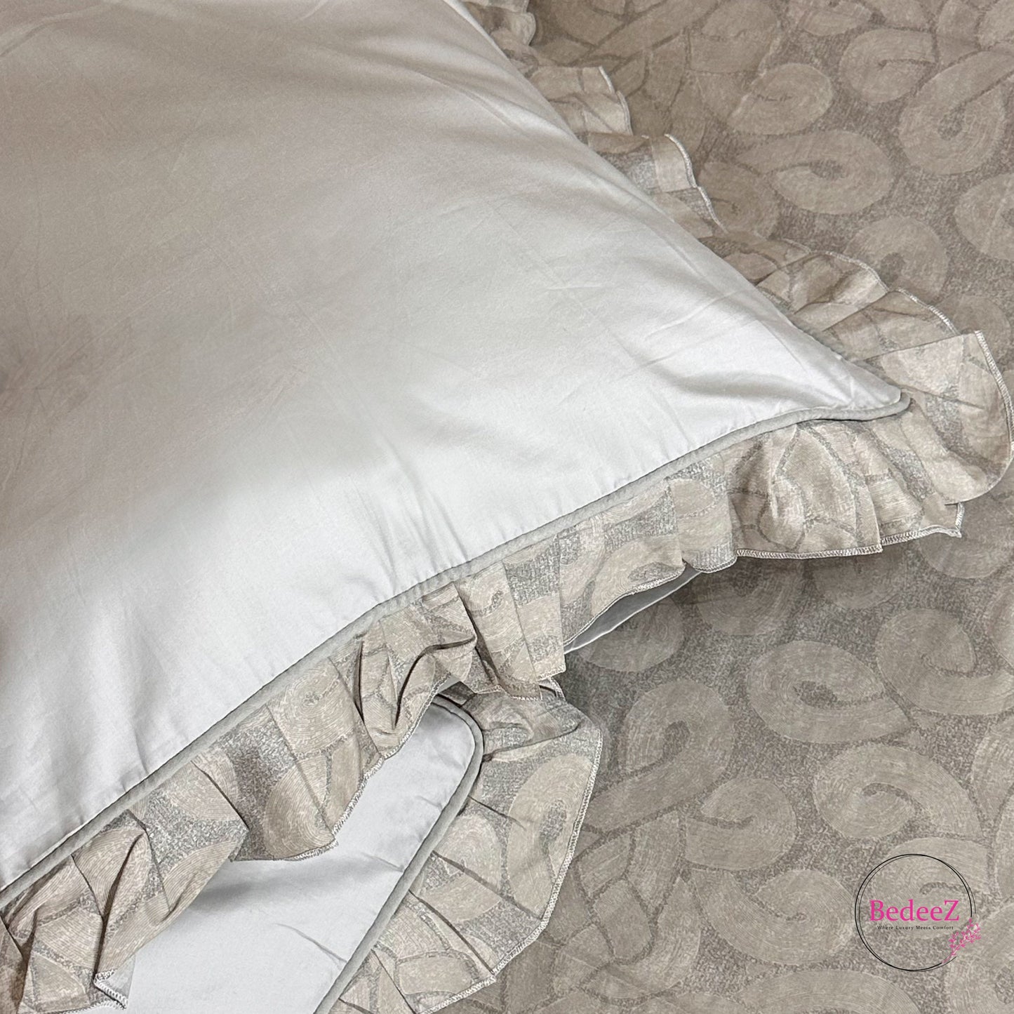 Elegance Taupe Frill Double Bedsheet Set (3)