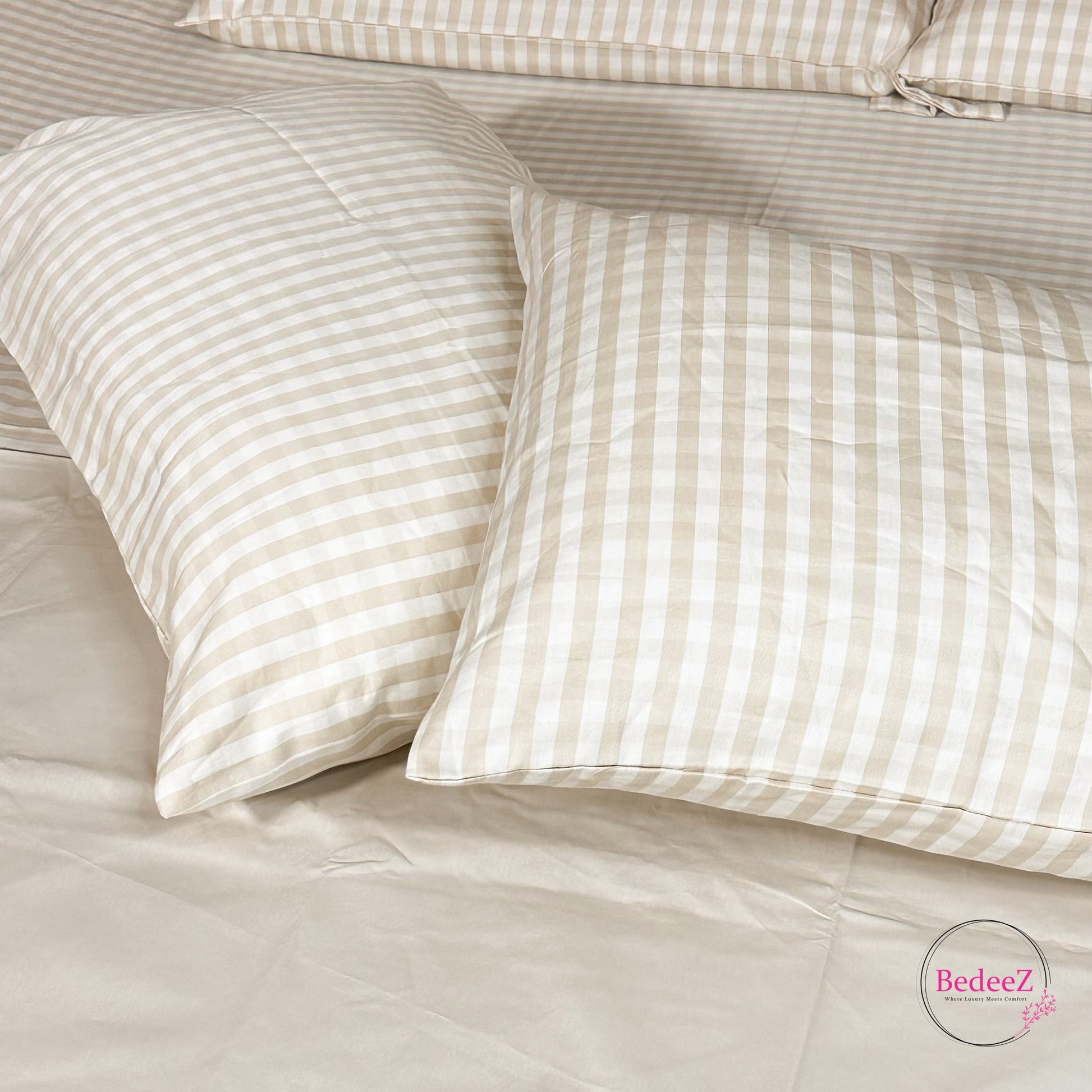 Classic Ivory & Beige Gingham Quilt Cover Double Bed Bedsheet Set (5)