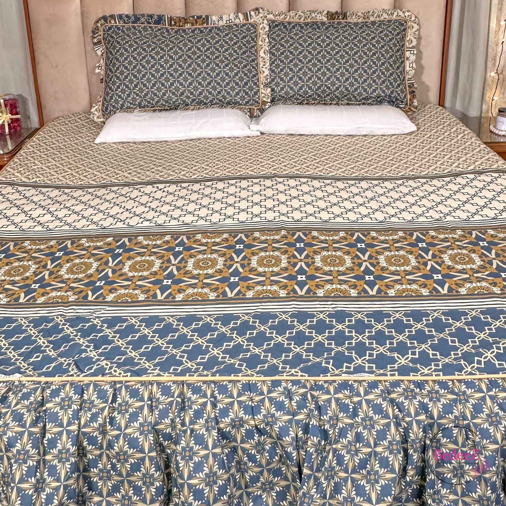 Royal Blue Geometric Frill Cotton Bedsheet (1)
