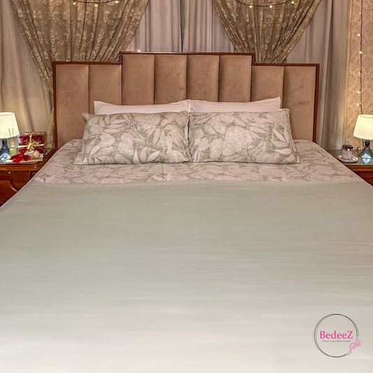 Misty Leaf Whisper Double Bedsheet