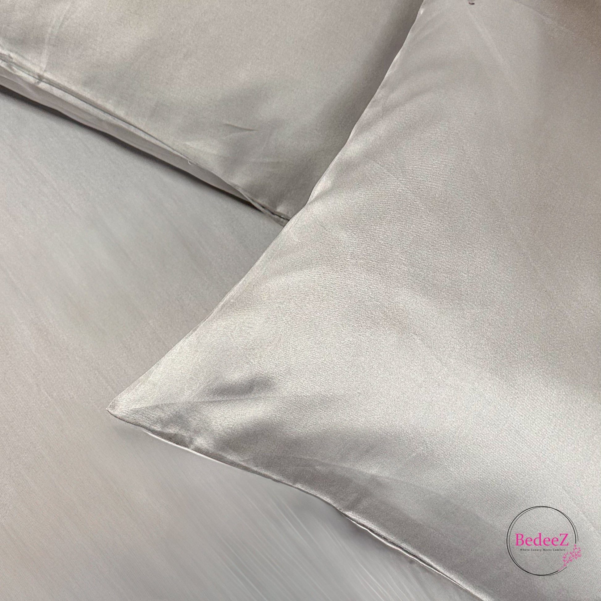 Classic Dove Grey Solid Double Bedsheet Set (3)