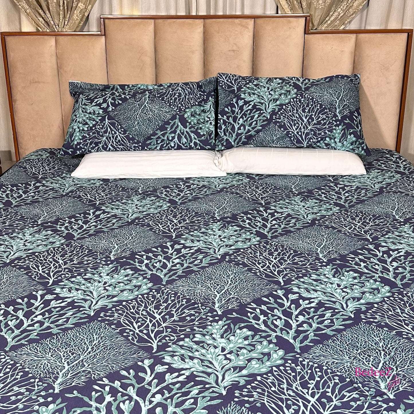Oceanic Blue Coral Reef Double Bed Bedsheet Set (1)