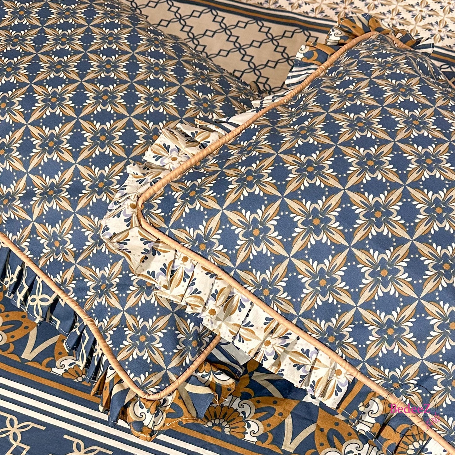 Royal Blue Geometric Frill Cotton Bedsheet (3)